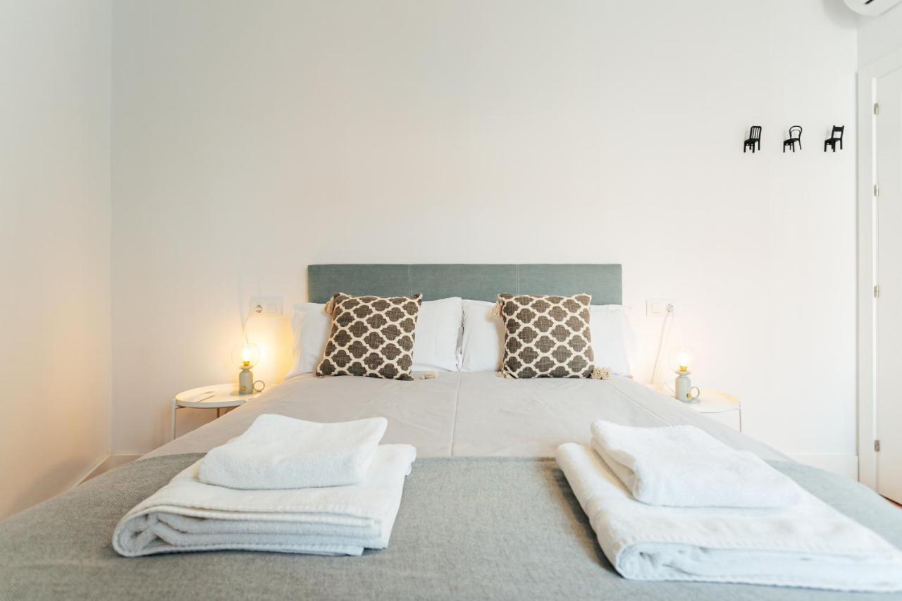 Apartamento Alohamundi Peral Sevilla Exterior foto