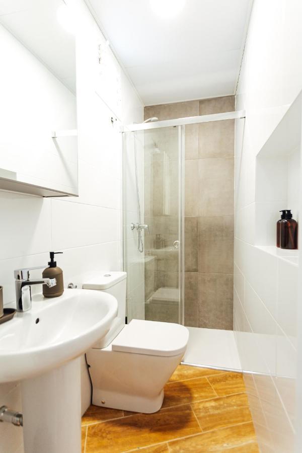 Apartamento Alohamundi Peral Sevilla Exterior foto